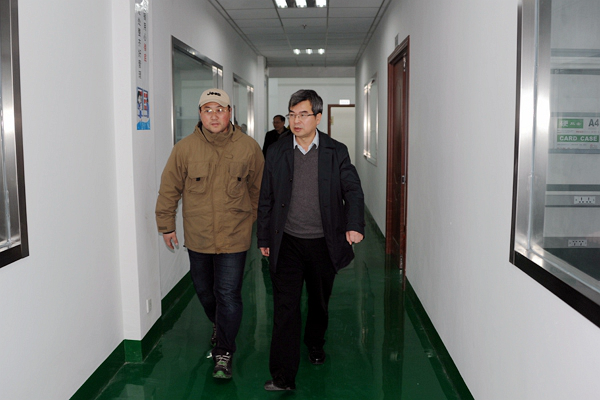 區(qū)委書記、區(qū)人大常委會(huì)主任徐克儉蒞臨公司調(diào)研項(xiàng)目建設(shè)進(jìn)展情況